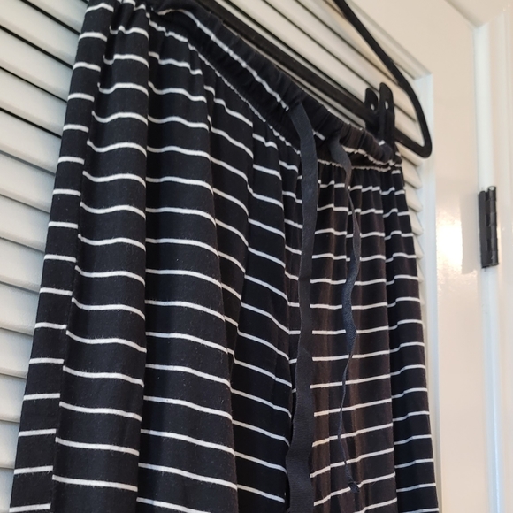 Nautica- Black & White Striped Wide-Leg Pajama Pants With Elastic Waistband - Picture 3 of 6